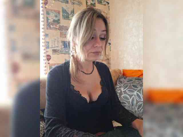 krisred webcam