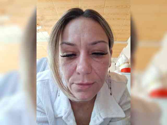 krisred webcam