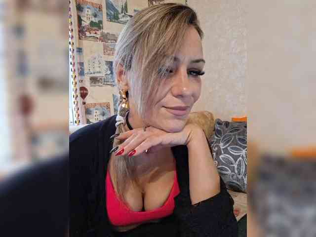 krisred webcam