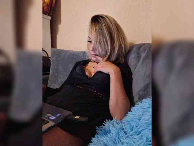 krisred webcam