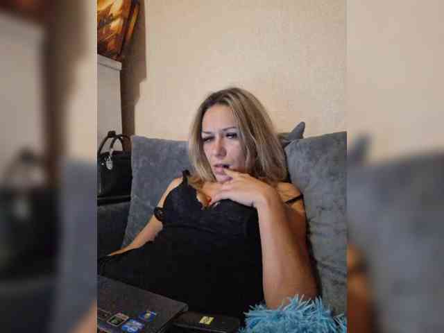 krisred webcam