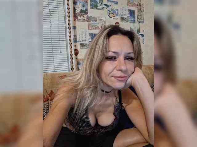 krisred webcam