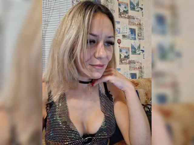 krisred webcam