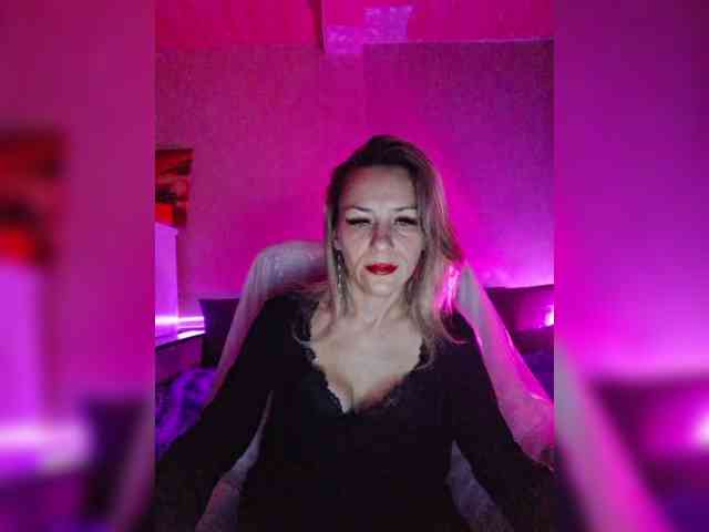 krisred webcam