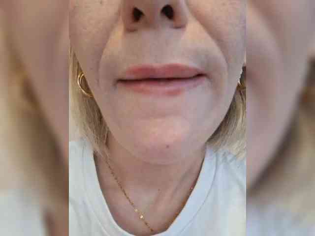 krisred Live Webcam on BongaCams