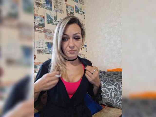 krisred webcam