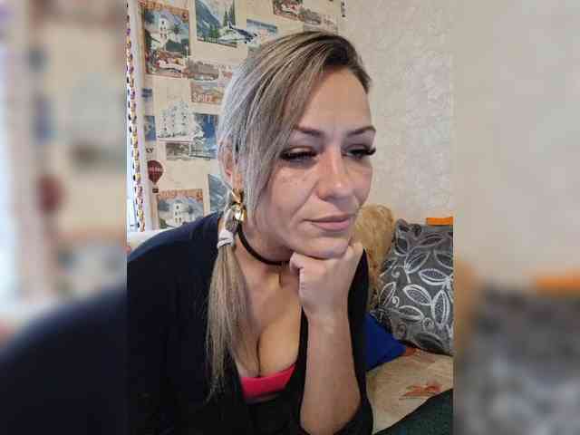 krisred webcam