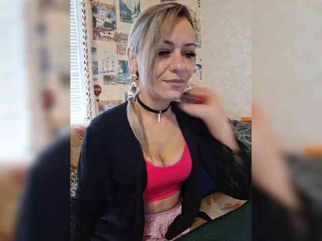 krisred webcam