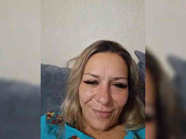 krisred webcam