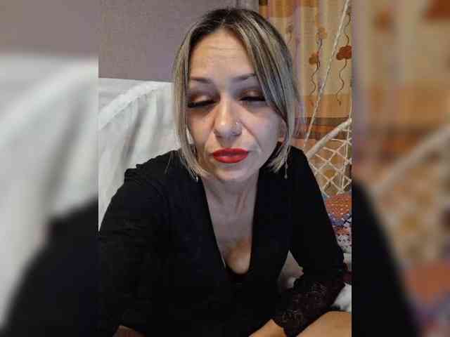 krisred webcam