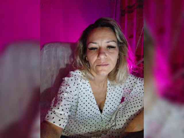 krisred webcam
