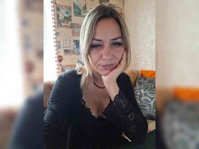 krisred webcam