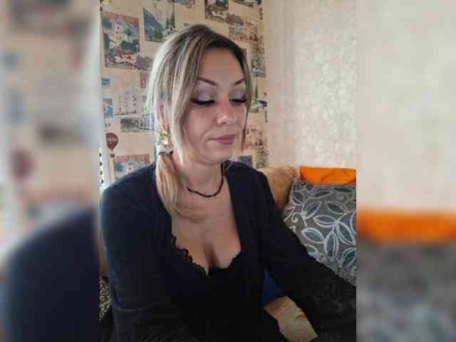krisred webcam