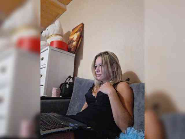 krisred webcam