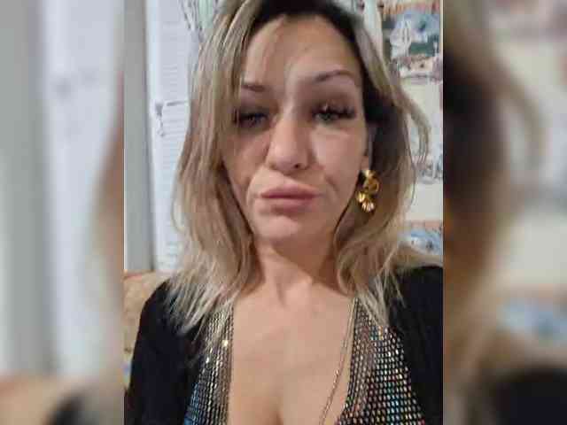 krisred webcam