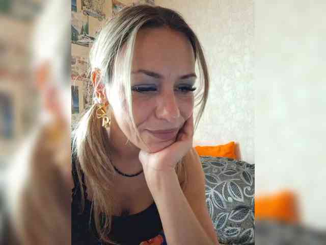 krisred webcam