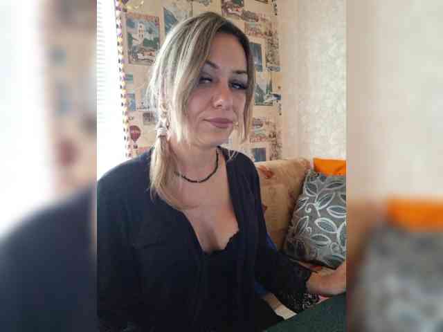 krisred webcam