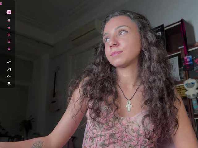 roxieflexie's BongaCams show and profile