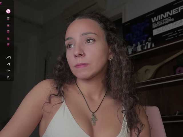 roxieflexie's BongaCams show and profile