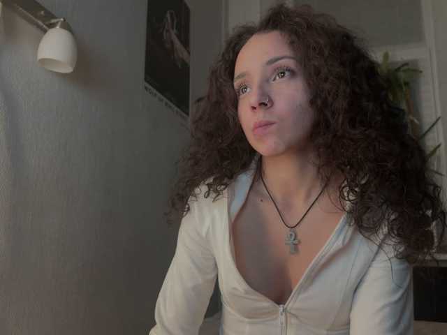 roxieflexie's BongaCams show and profile