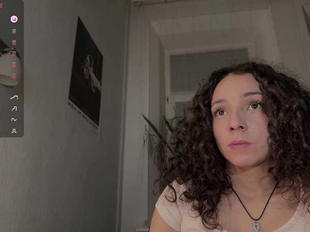 roxieflexie's BongaCams show and profile