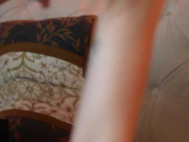 AileenKiss's BongaCams show and profile