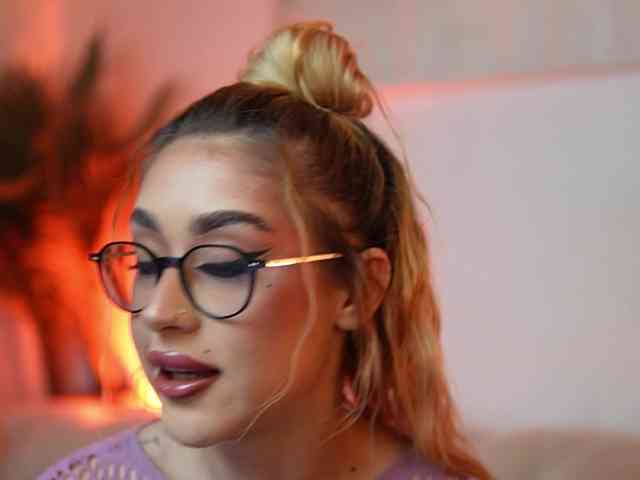 AileenKiss AileenKiss