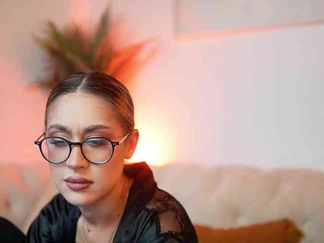 AileenKiss webcam