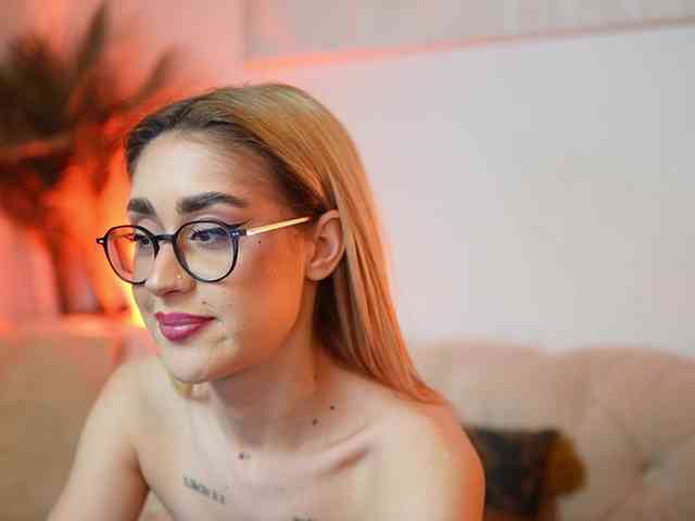 AileenKiss AileenKiss