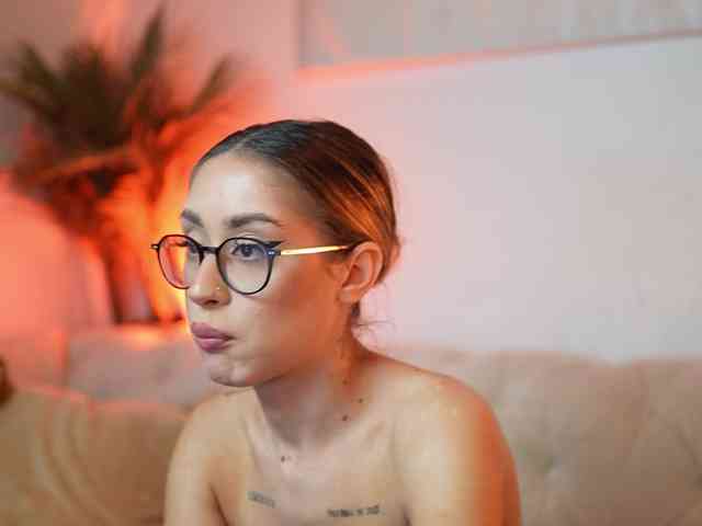 AileenKiss AileenKiss