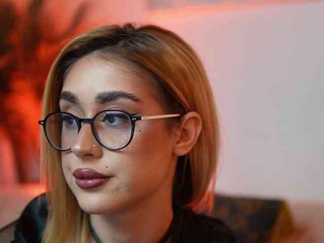 AileenKiss AileenKiss