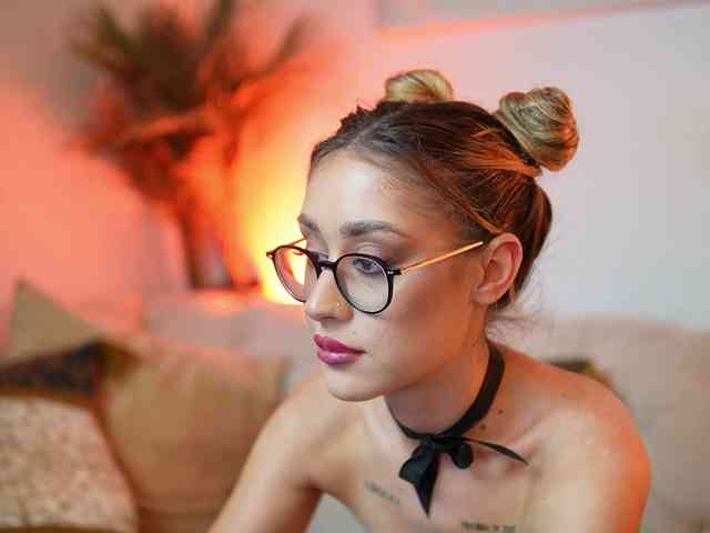 AileenKiss AileenKiss