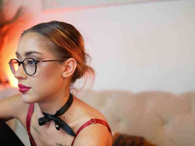 AileenKiss AileenKiss