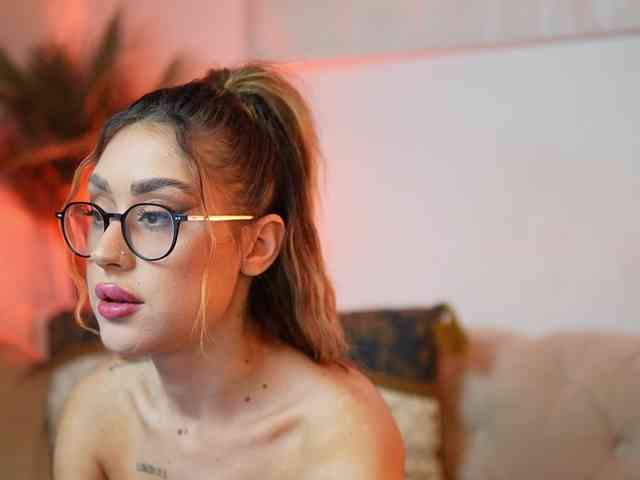 AileenKiss AileenKiss