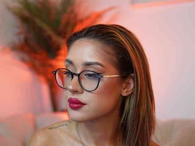 AileenKiss webcam