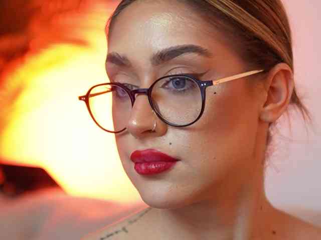 AileenKiss AileenKiss