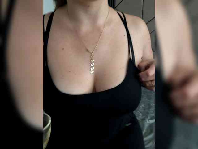 Manyella91931 webcam