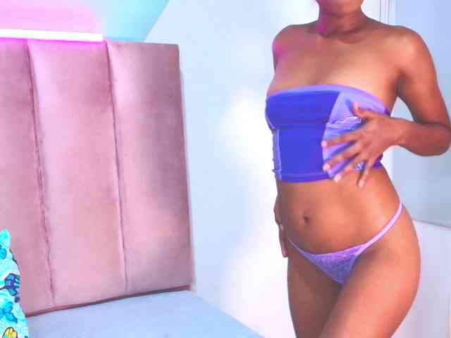 ShantalJames webcam