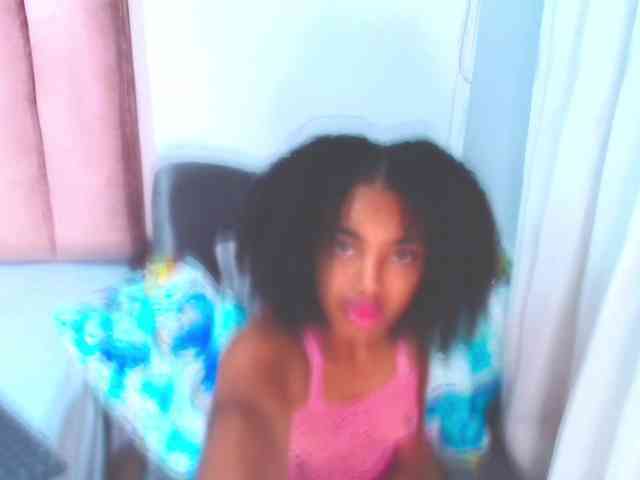 ShantalJames webcam