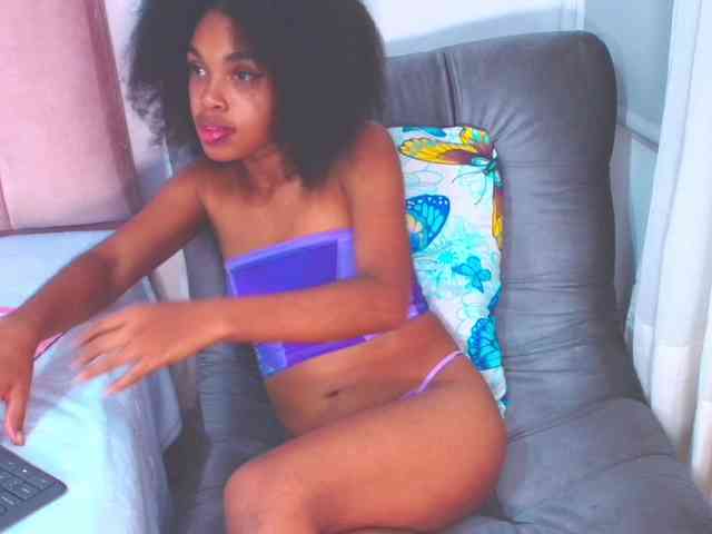 ShantalJames webcam