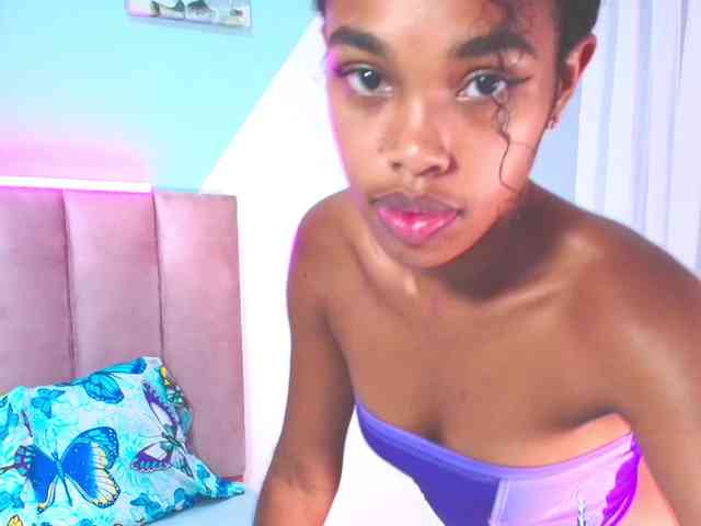 ShantalJames webcam