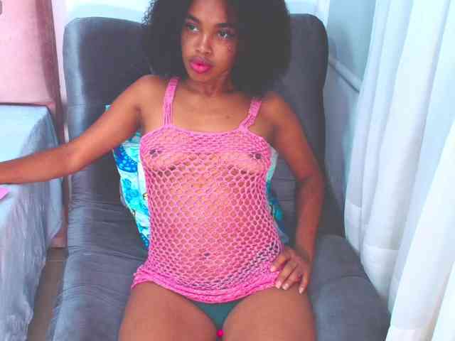 ShantalJames webcam