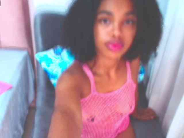ShantalJames webcam