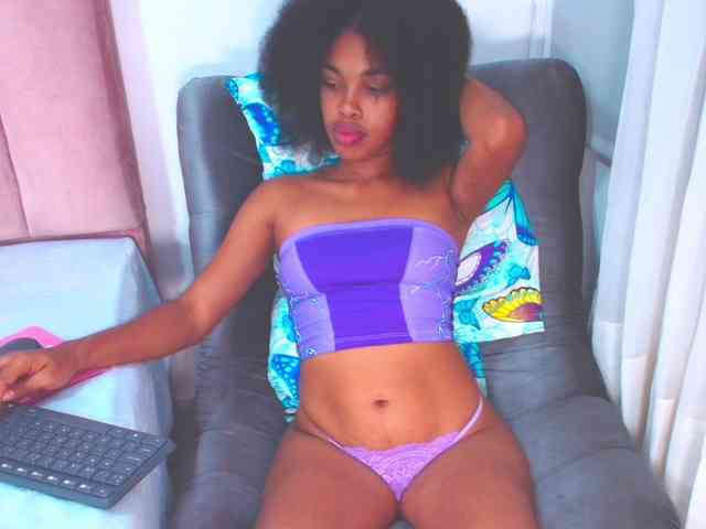ShantalJames webcam