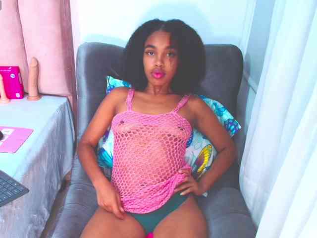 ShantalJames webcam