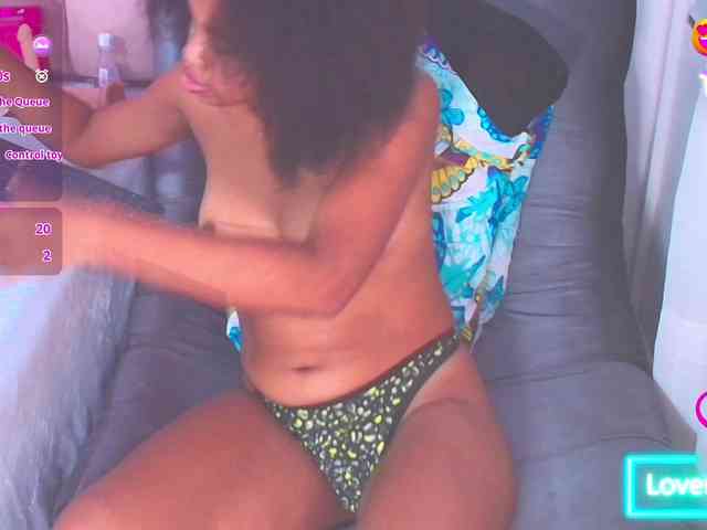 ShantalJames webcam