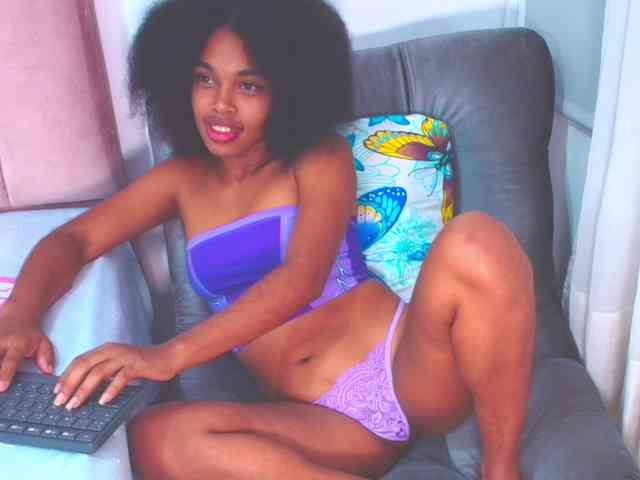 ShantalJames webcam