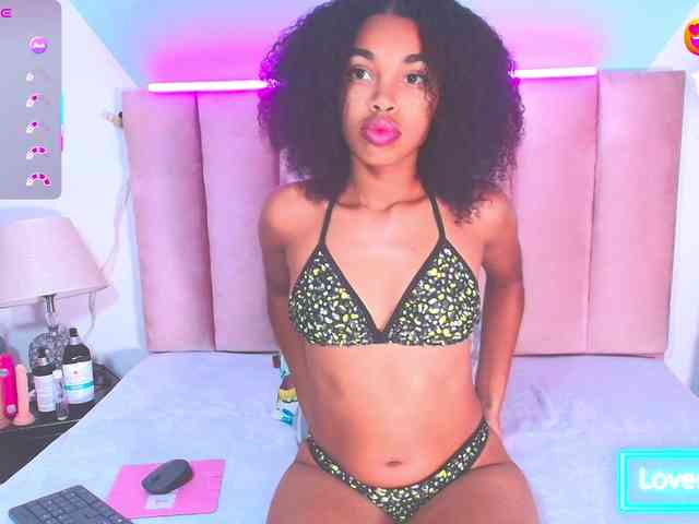 ShantalJames webcam