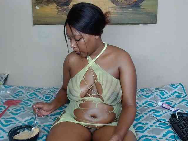 CutiebarbieXX webcam