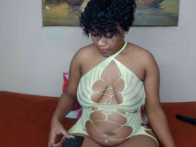 CutiebarbieXX webcam